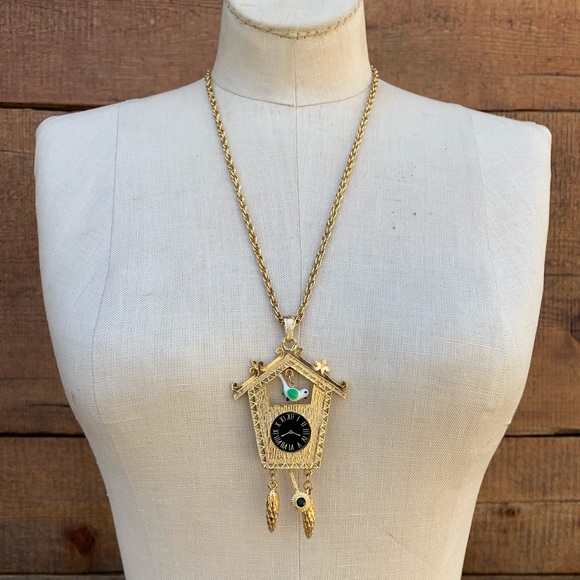 Vintage Madeira Creations Cuckoo Clock Necklace - Picture 1 of 6